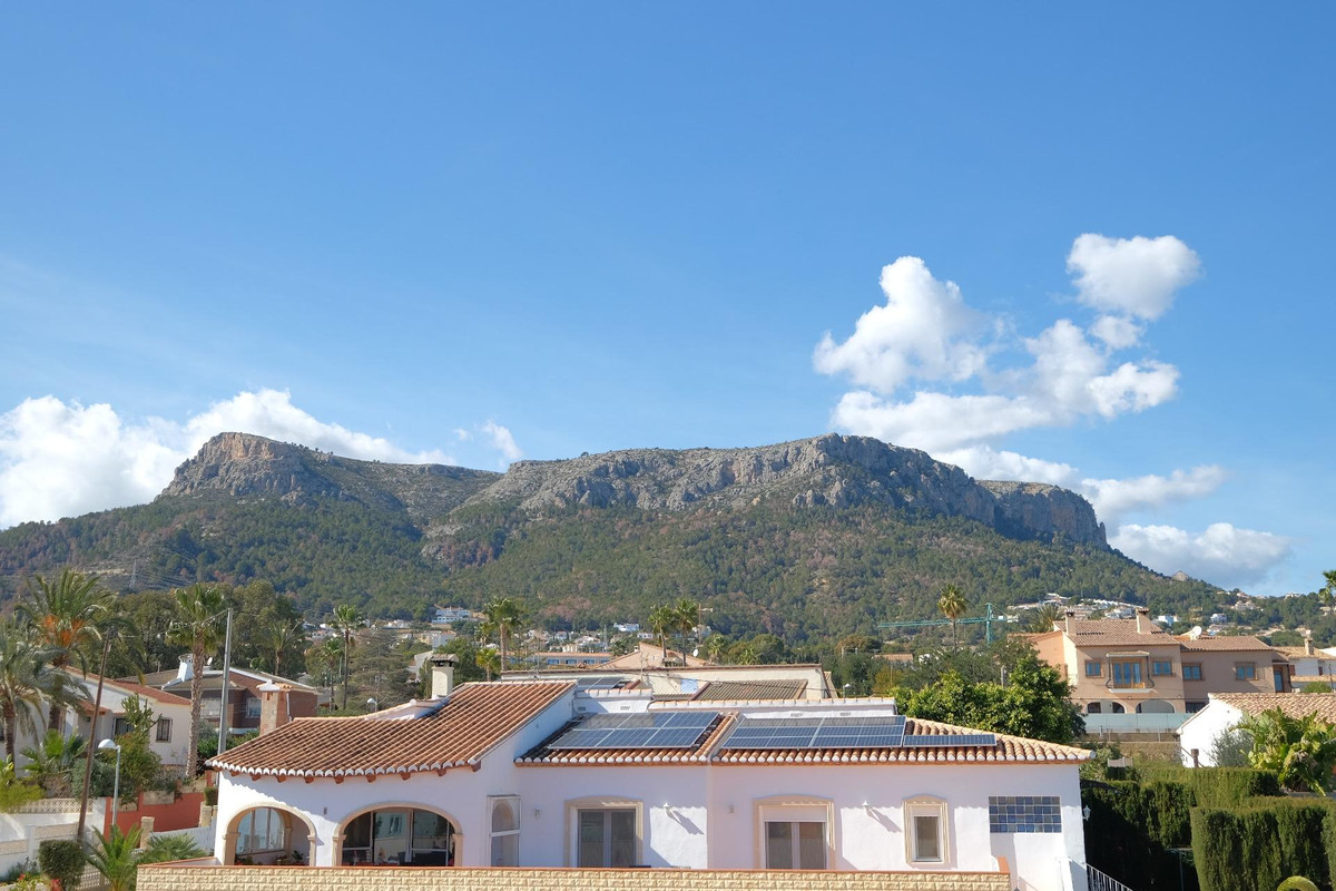 9 Bed Townhouse for sale in Calpe Costa Blanca, Alicante, Spain