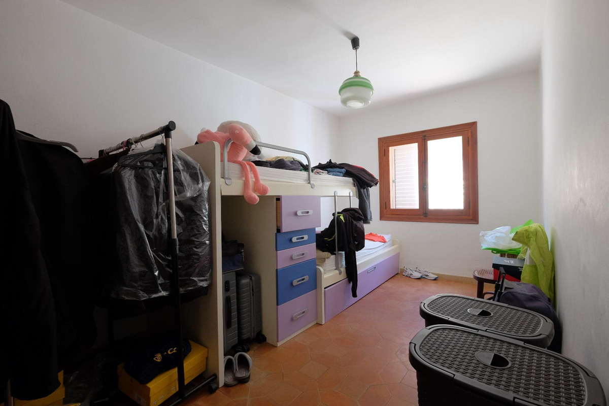 9 Bed Townhouse for sale in Calpe Costa Blanca, Alicante, Spain