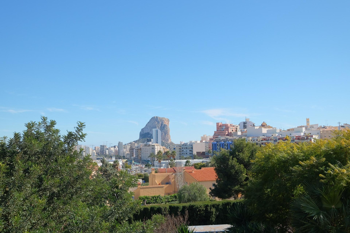 9 Bed Townhouse for sale in Calpe Costa Blanca, Alicante, Spain