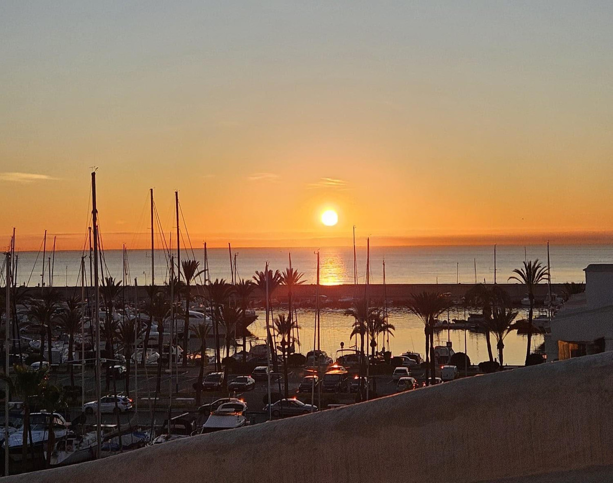 1 Bed Apartment for sale in Benalmadena Costa Costa Del Sol, Málaga, Spain