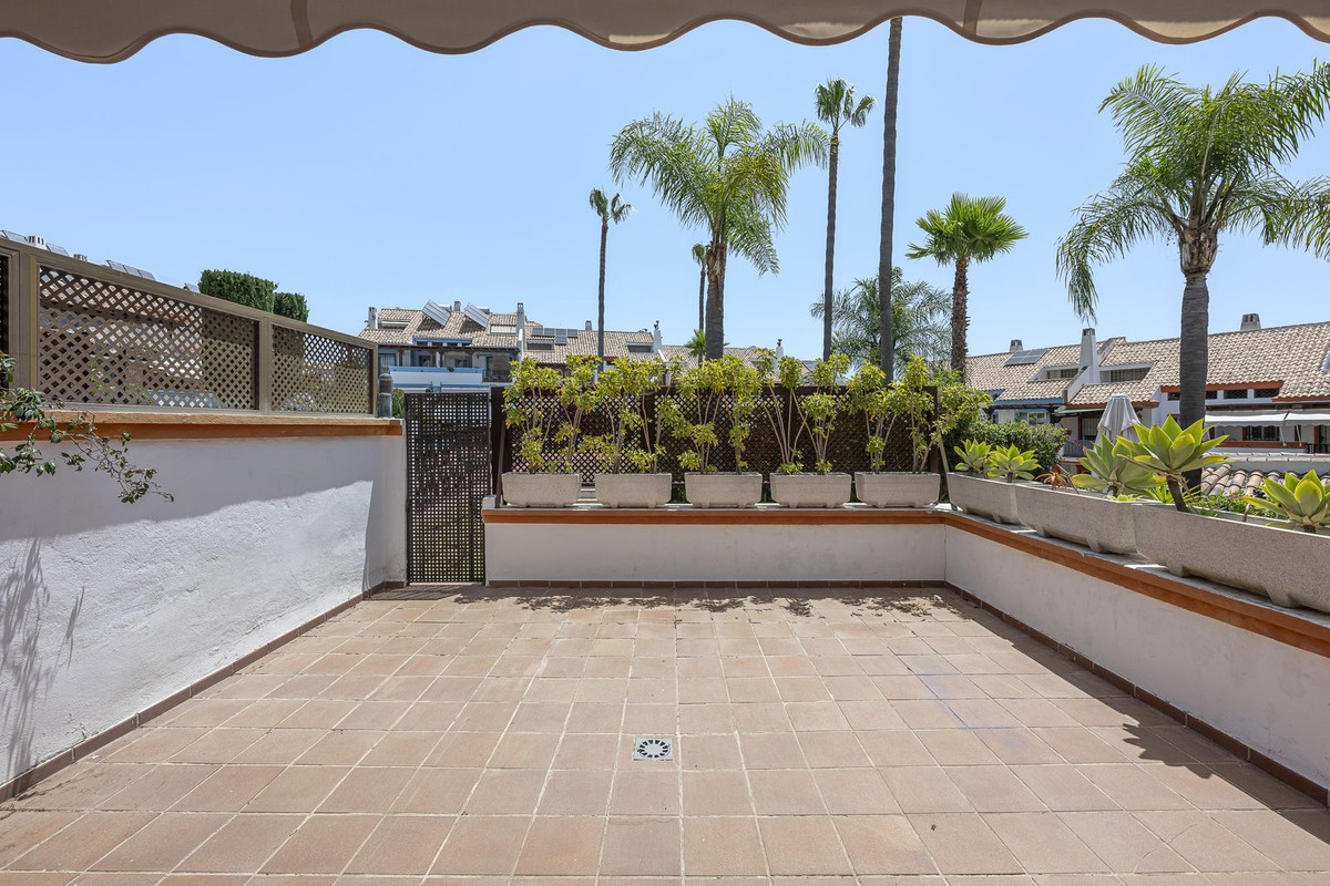 Se vende Adosada de 4 dormitorios en Costa Del Sol, Málaga, España