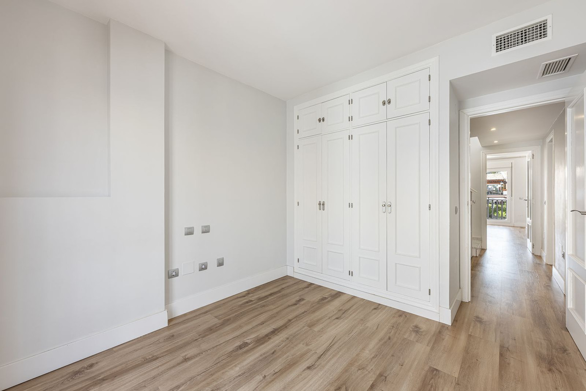 Se vende Adosada de 4 dormitorios en Costa Del Sol, Málaga, España