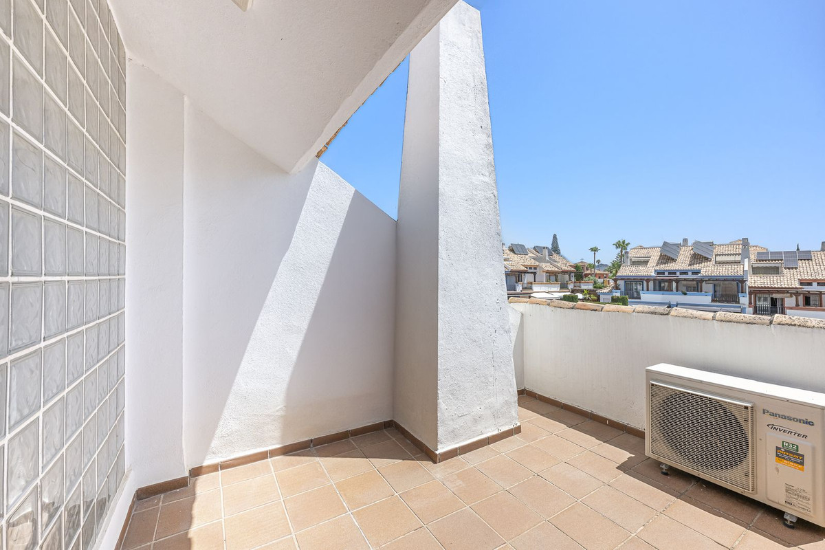 Se vende Adosada de 4 dormitorios en Costa Del Sol, Málaga, España