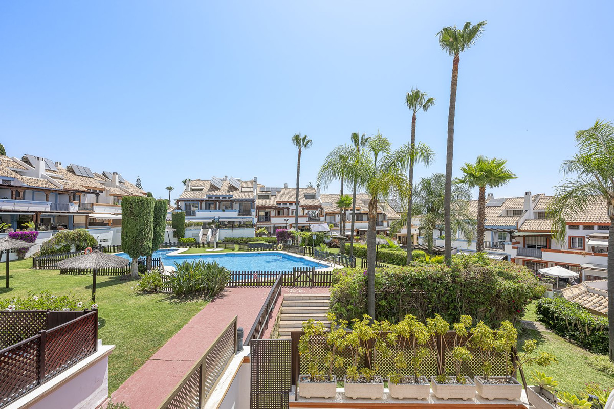 Se vende Adosada de 4 dormitorios en Costa Del Sol, Málaga, España