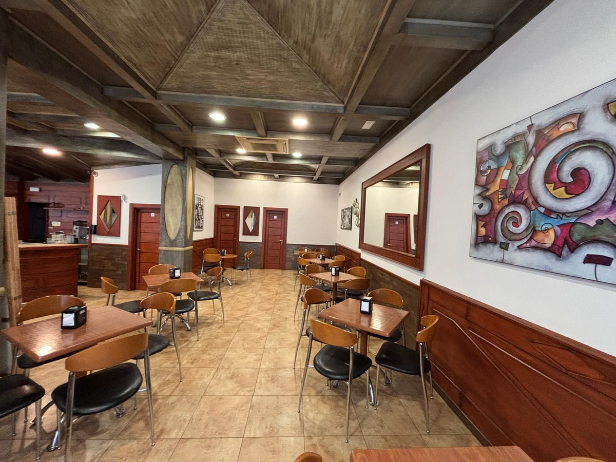 Se vende Restaurante  en Costa Del Sol, Málaga, España