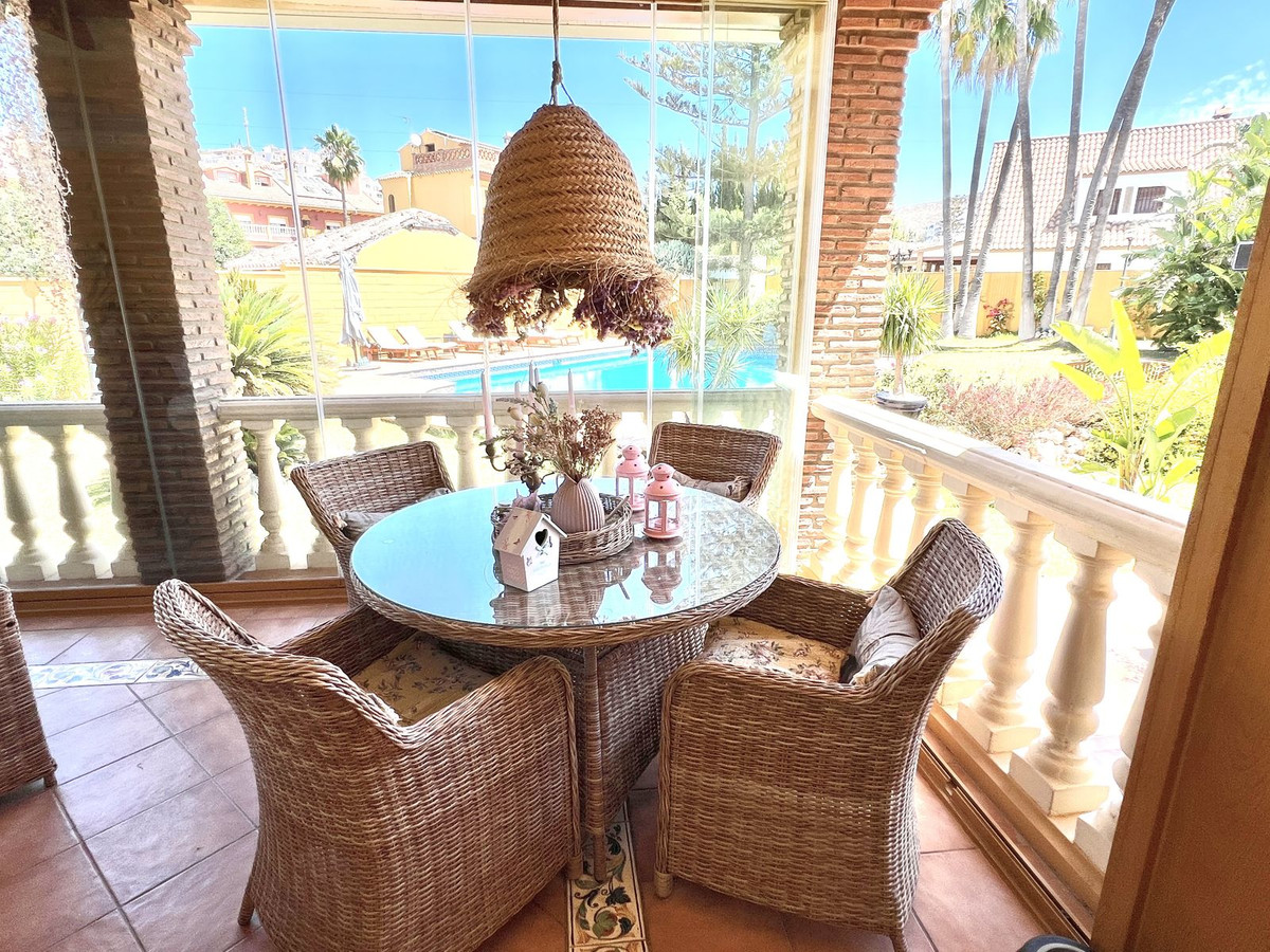 5 Bed Townhouse for sale in Rincón De La Victoria Costa Del Sol East, Málaga, Spain
