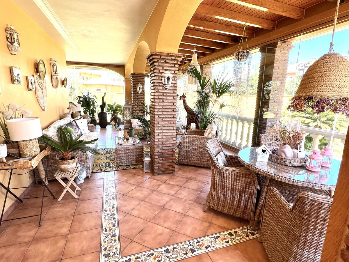 5 Bed Townhouse for sale in Rincón De La Victoria Costa Del Sol East, Málaga, Spain
