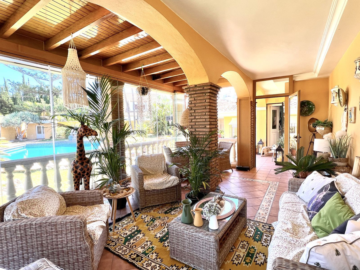 5 Bed Townhouse for sale in Rincón De La Victoria Costa Del Sol East, Málaga, Spain