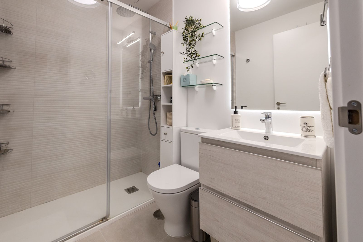 Se vende Ático de 2 dormitorios en Costa Del Sol, Málaga, España