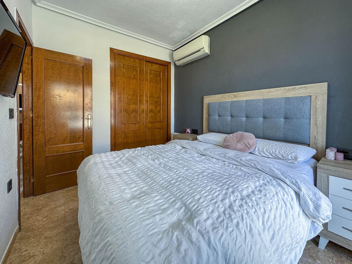 Se vende Pareada de 3 dormitorios en Costa Blanca, Alicante, España