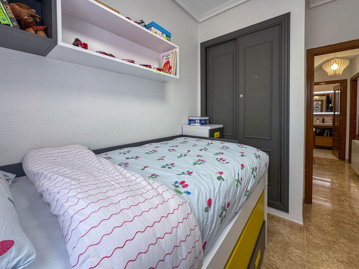 Se vende Pareada de 3 dormitorios en Costa Blanca, Alicante, España