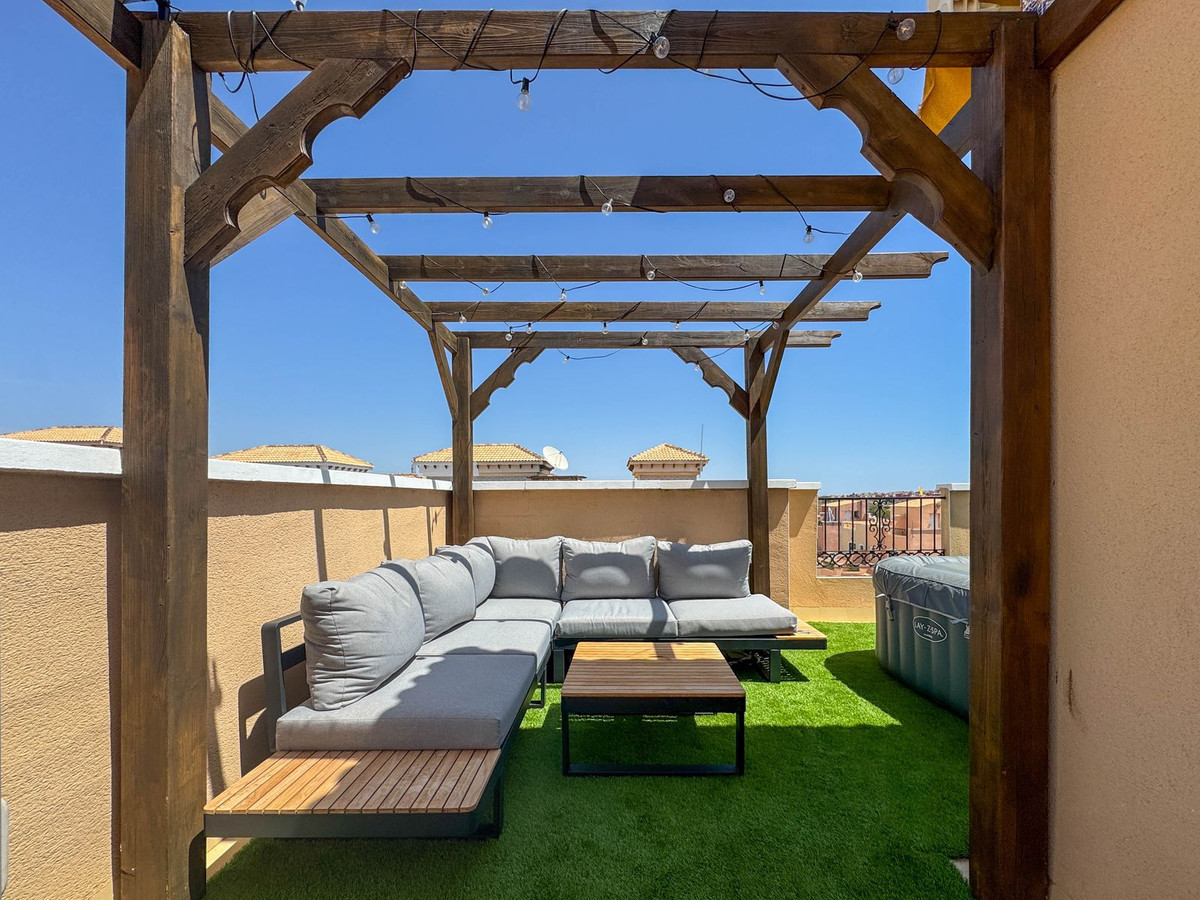 Se vende Pareada de 3 dormitorios en Costa Blanca, Alicante, España