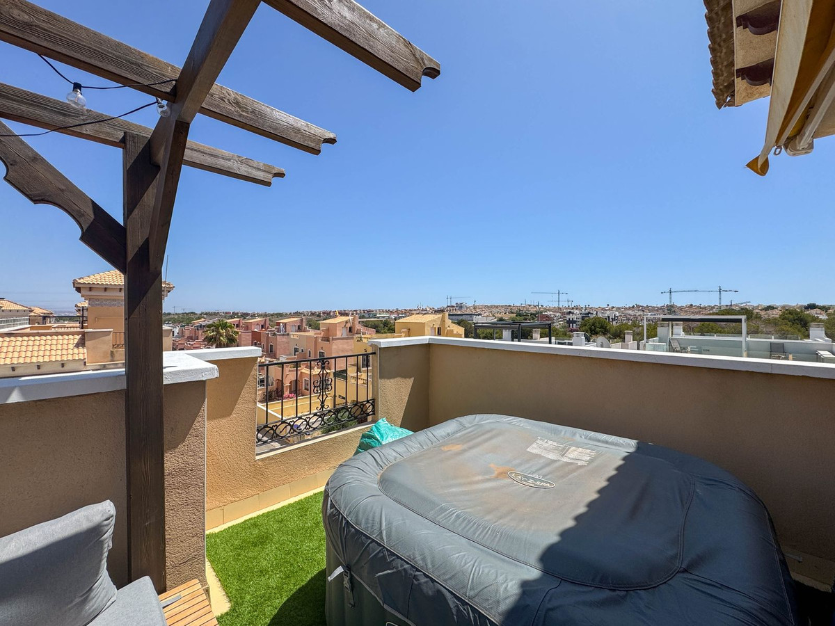 Se vende Pareada de 3 dormitorios en Costa Blanca, Alicante, España