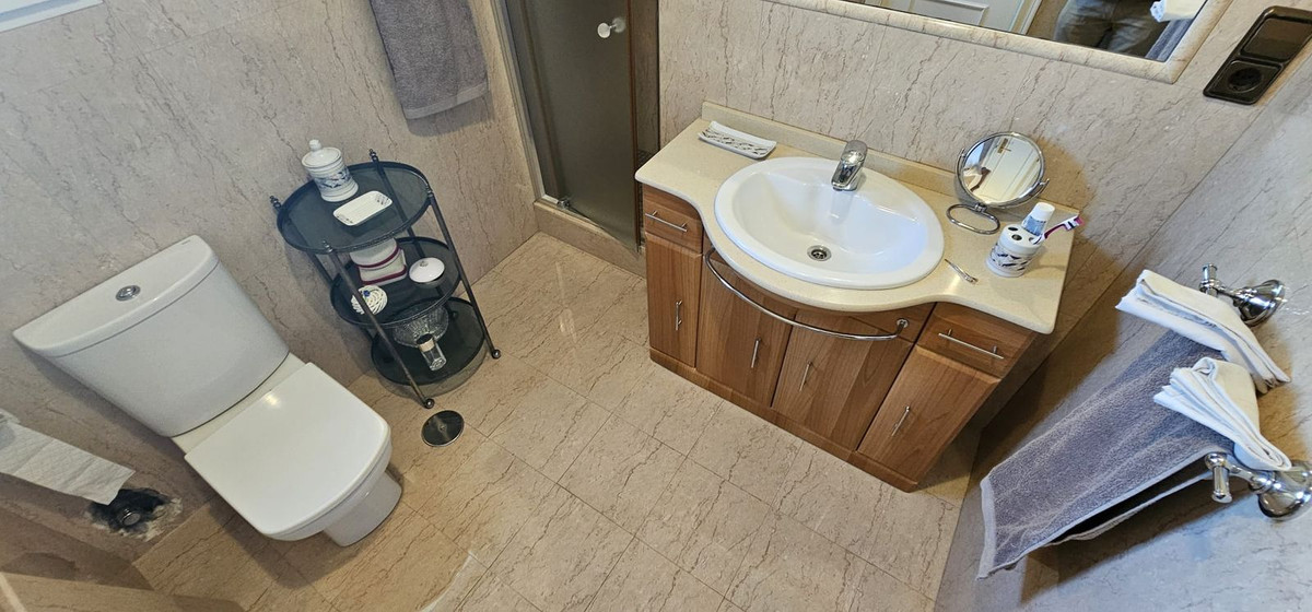 Se vende Villa - Chalet de 5 dormitorios en Costa Blanca, Alicante, España