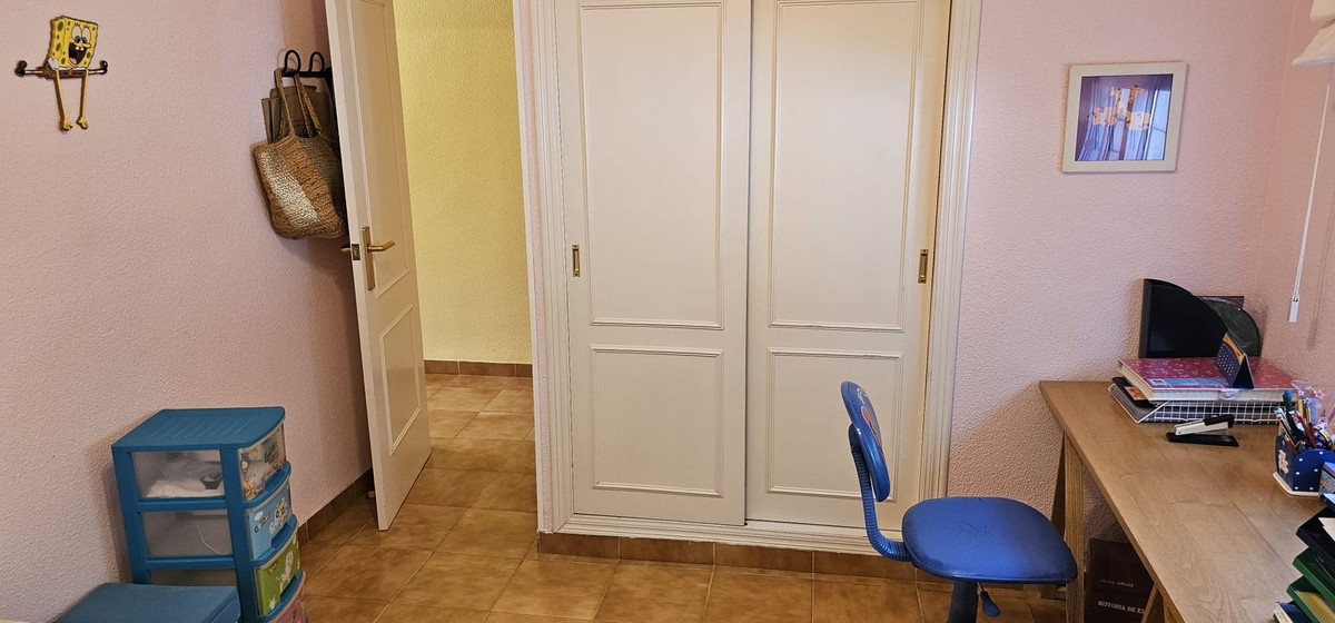 Se vende Villa - Chalet de 5 dormitorios en Costa Blanca, Alicante, España
