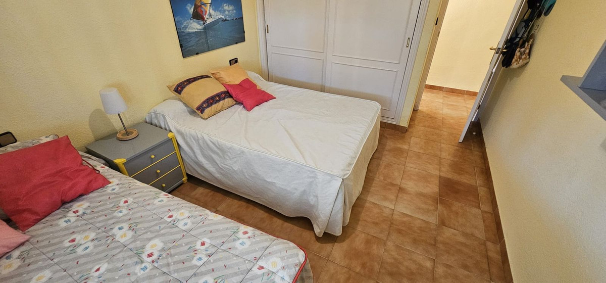 Se vende Villa - Chalet de 5 dormitorios en Costa Blanca, Alicante, España