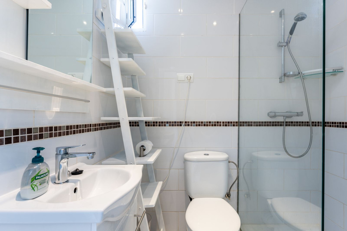 2 Bed Townhouse for sale in Calahonda Costa Del Sol, Málaga, Spain