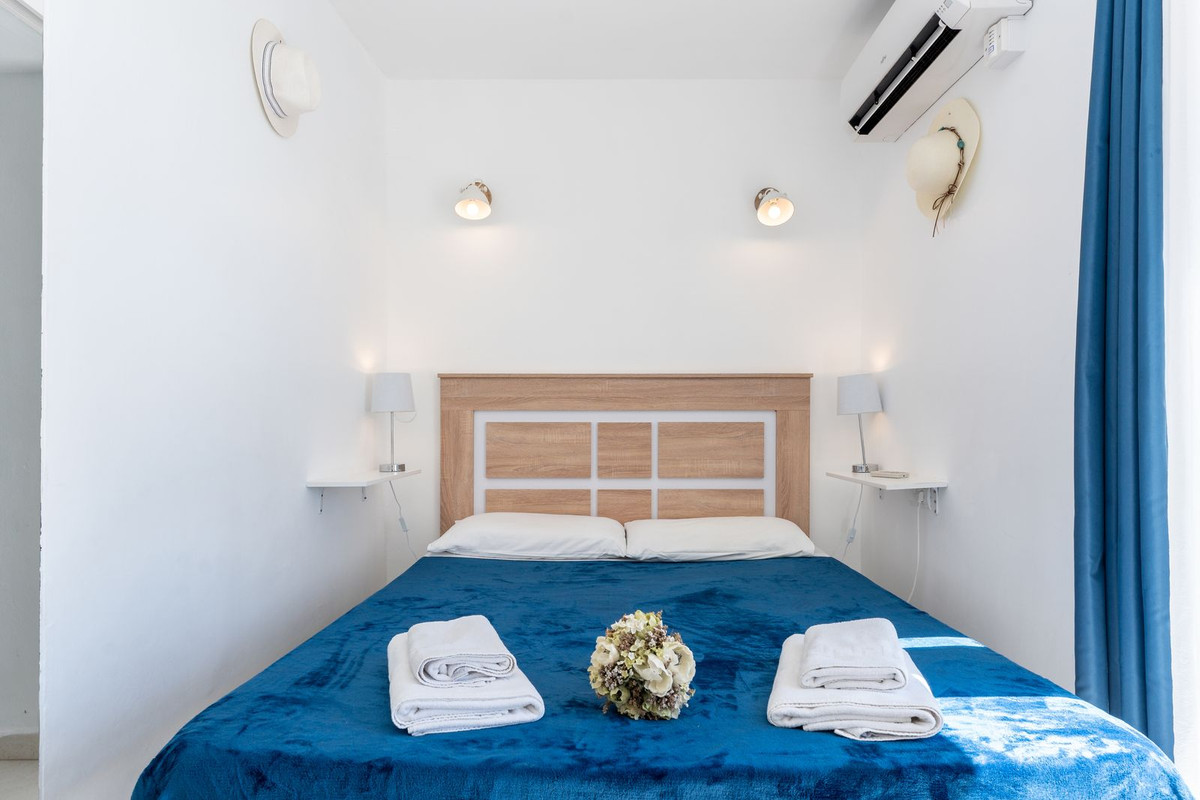 2 Bed Townhouse for sale in Calahonda Costa Del Sol, Málaga, Spain