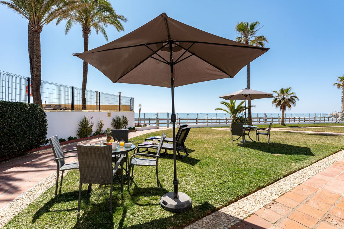 2 Bed Townhouse for sale in Calahonda Costa Del Sol, Málaga, Spain