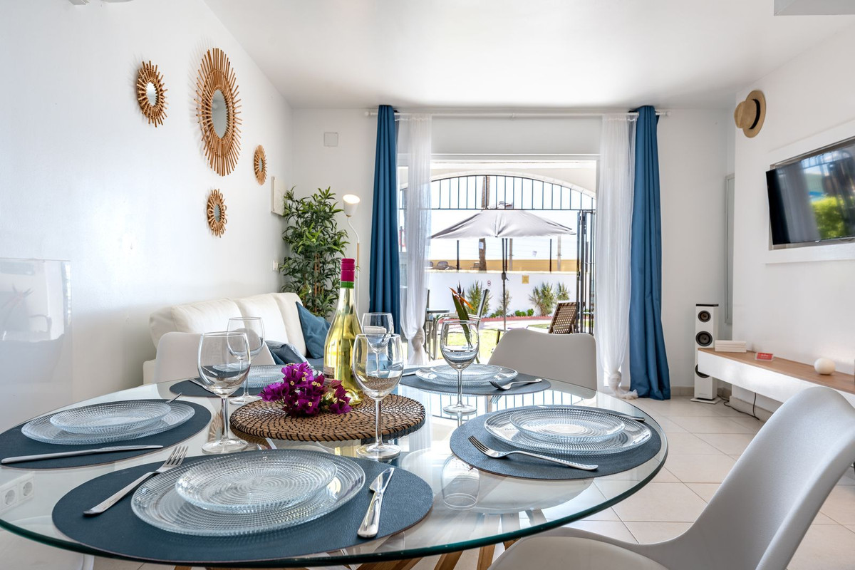 2 Bed Townhouse for sale in Calahonda Costa Del Sol, Málaga, Spain