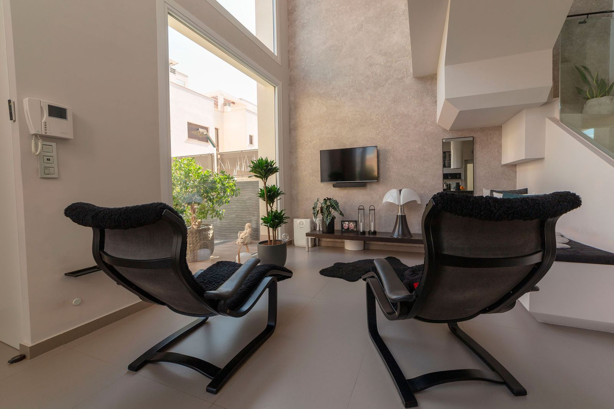 Se vende Villa - Chalet de 3 dormitorios en Costa Blanca, Alicante, España