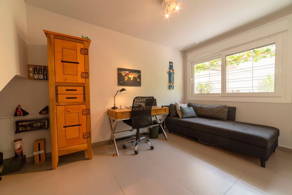 Se vende Villa - Chalet de 3 dormitorios en Costa Blanca, Alicante, España