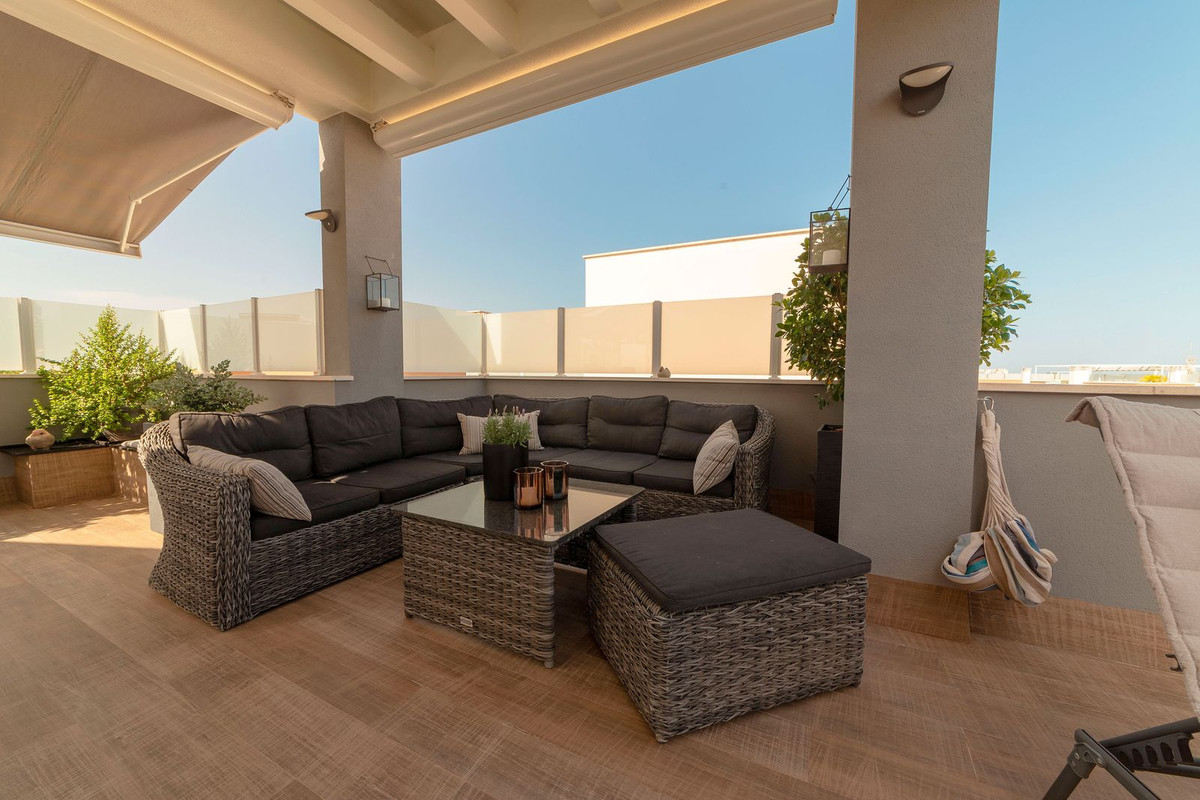 Se vende Villa - Chalet de 3 dormitorios en Costa Blanca, Alicante, España