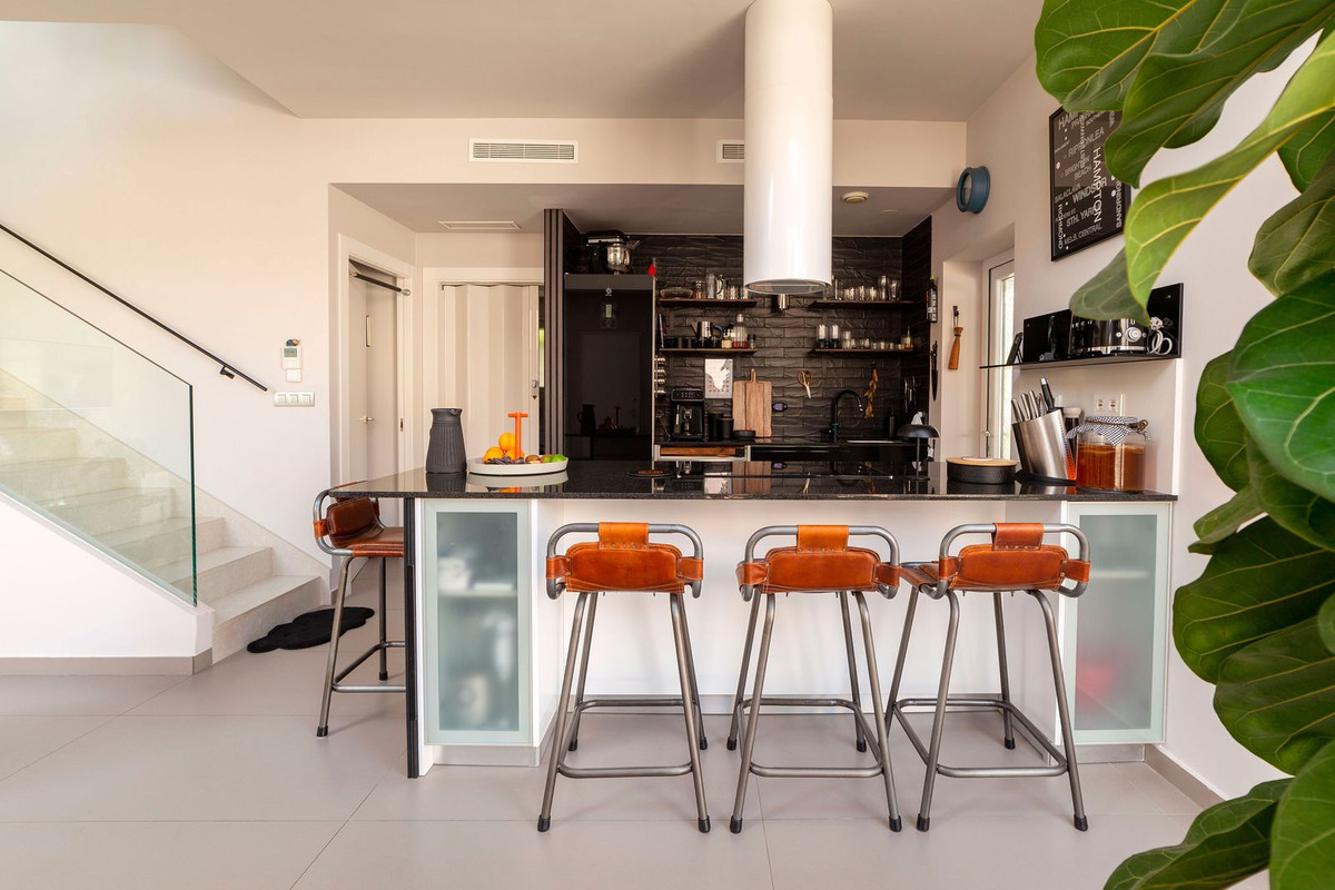 Se vende Villa - Chalet de 3 dormitorios en Costa Blanca, Alicante, España