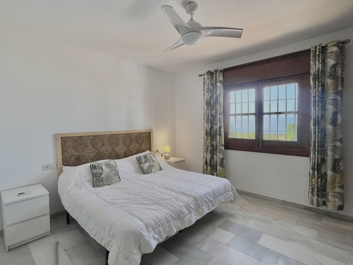 2 Bed Townhouse for sale in Nerja Costa Del Sol East, Málaga, Spain
