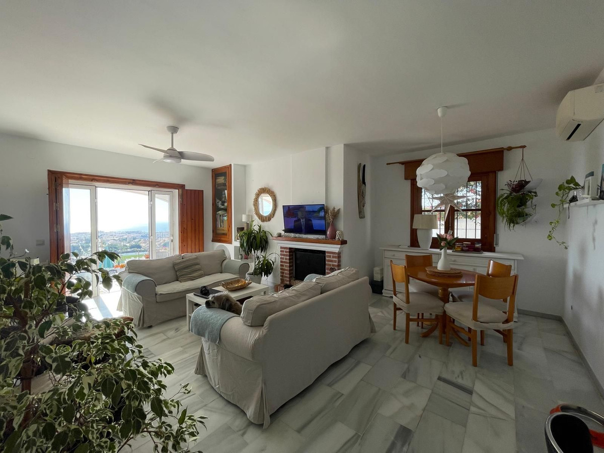 2 Bed Townhouse for sale in Nerja Costa Del Sol East, Málaga, Spain