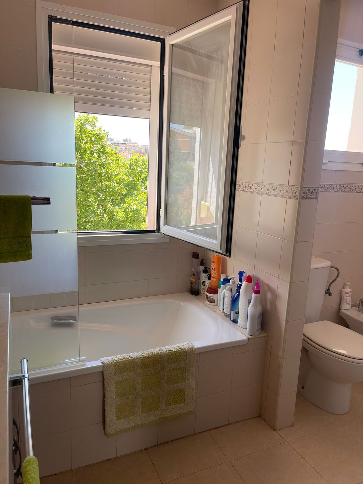 3 Bed Townhouse for sale in Estepona Costa Del Sol, Málaga, Spain