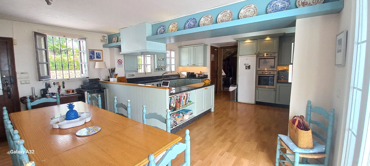 4 Bed Townhouse for sale in La Cala De Mijas Costa Del Sol, Málaga, Spain