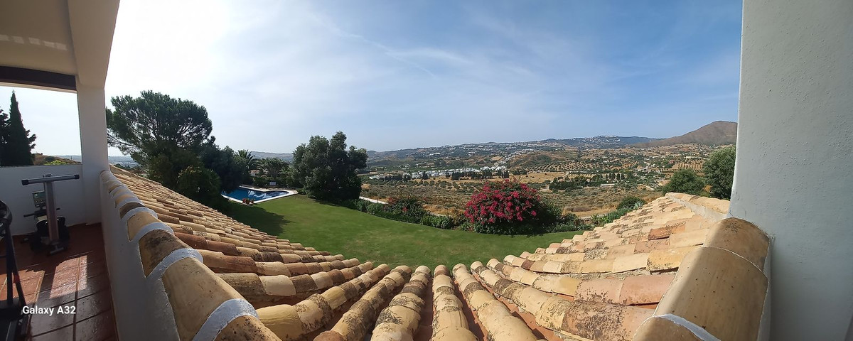4 Bed Townhouse for sale in La Cala De Mijas Costa Del Sol, Málaga, Spain