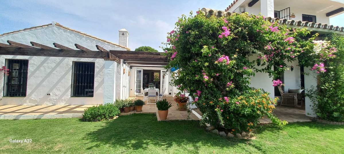 4 Bed Townhouse for sale in La Cala De Mijas Costa Del Sol, Málaga, Spain