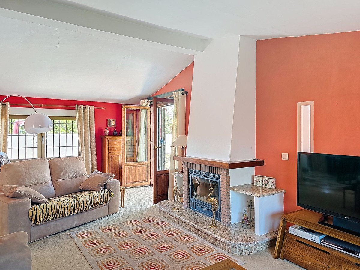 Se vende Villa - Chalet de 2 dormitorios en Costa Del Sol East, Málaga, España