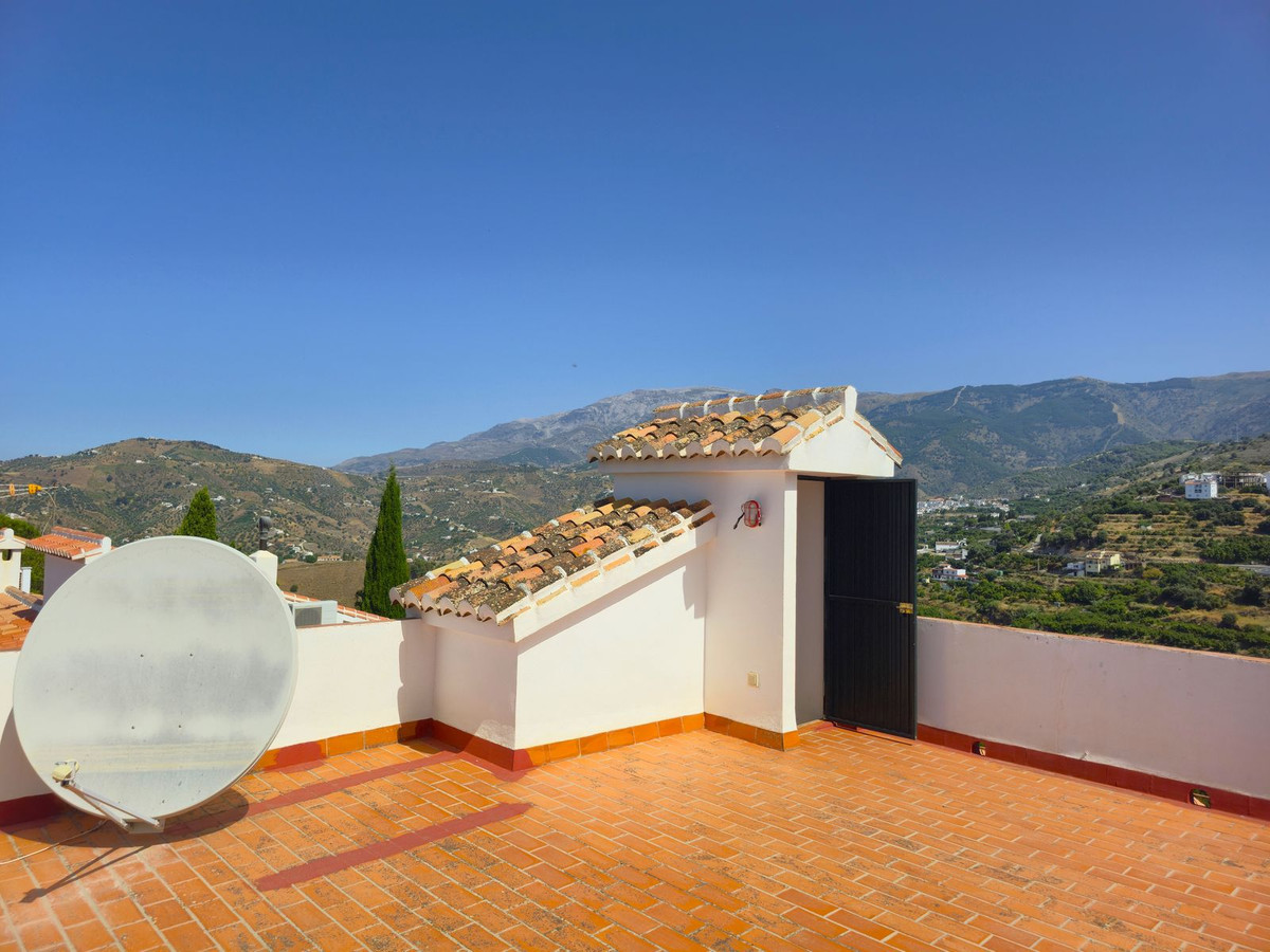 Se vende Villa - Chalet de 2 dormitorios en Costa Del Sol East, Málaga, España
