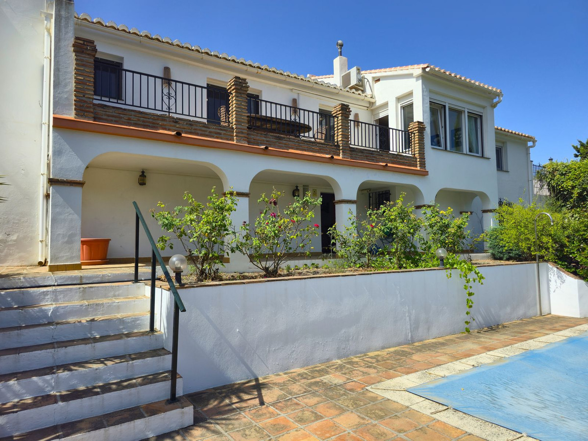 Se vende Villa - Chalet de 2 dormitorios en Costa Del Sol East, Málaga, España