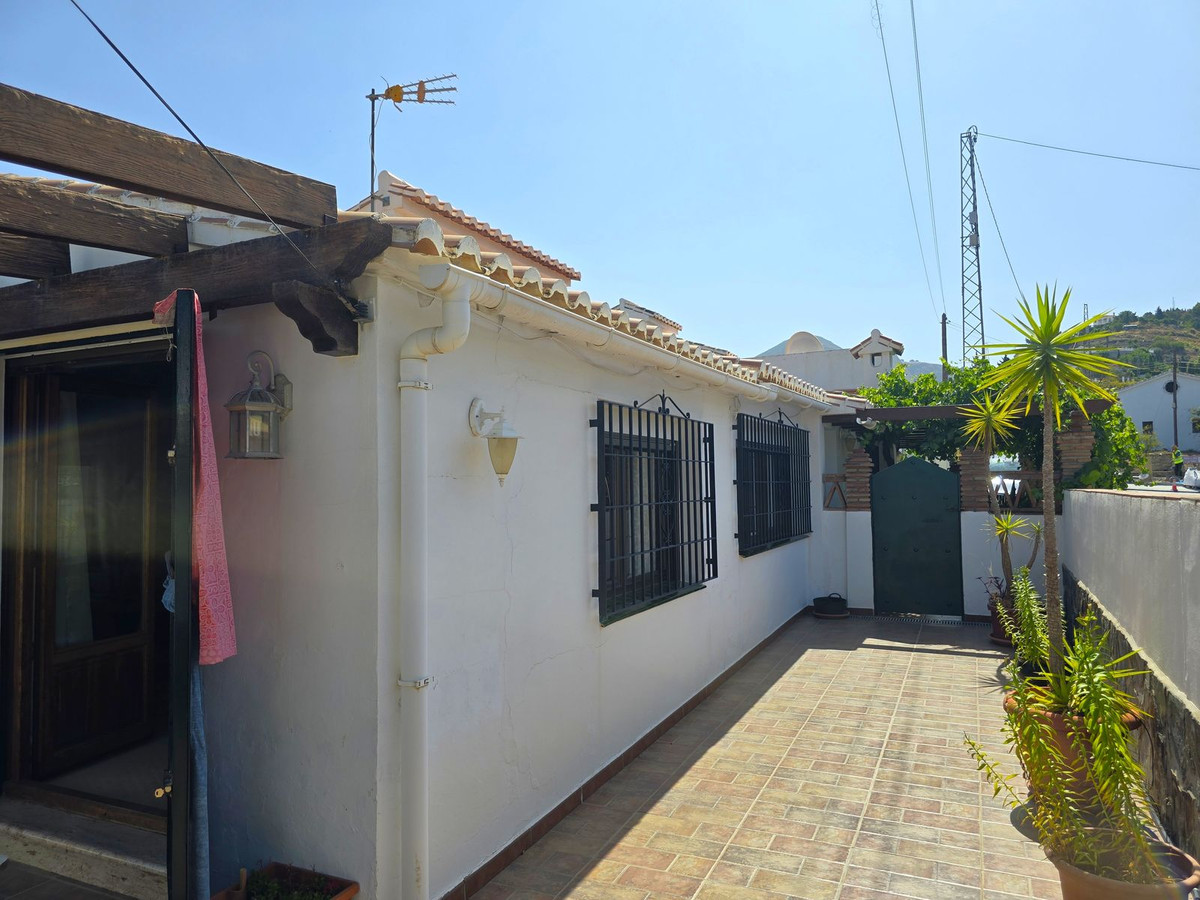 Se vende Villa - Chalet de 2 dormitorios en Costa Del Sol East, Málaga, España