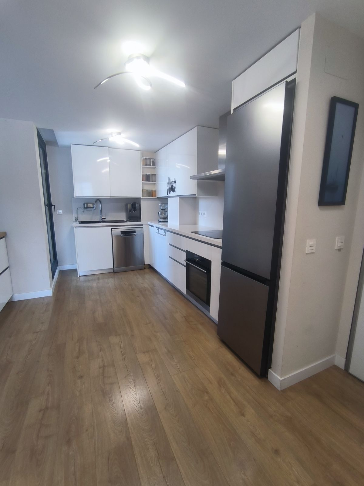 3 Bed Apartment for sale in Estepona Costa Del Sol, Málaga, Spain