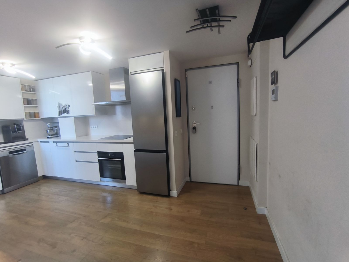 3 Bed Apartment for sale in Estepona Costa Del Sol, Málaga, Spain