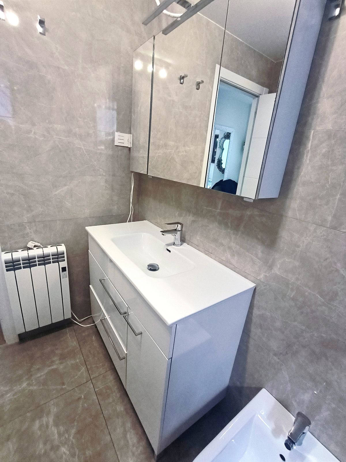 3 Bed Apartment for sale in Estepona Costa Del Sol, Málaga, Spain