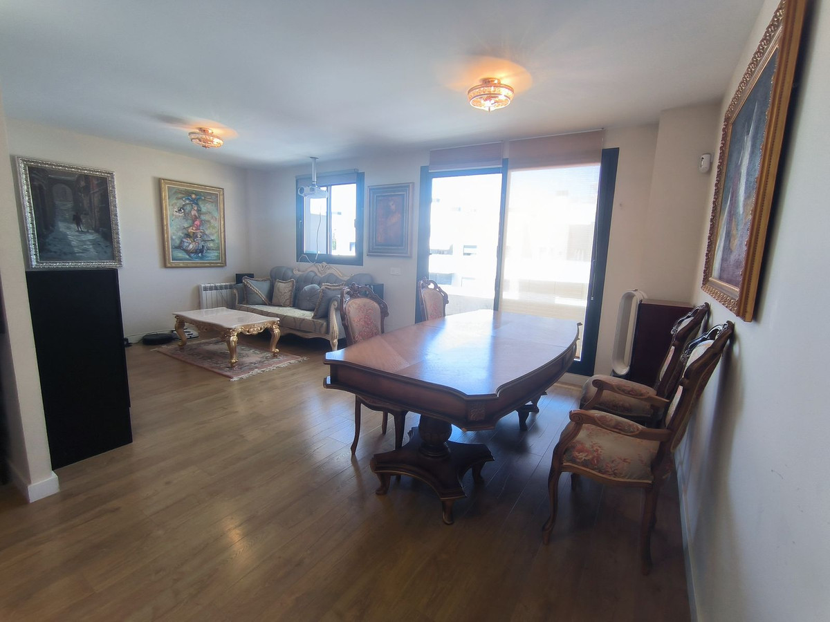 3 Bed Apartment for sale in Estepona Costa Del Sol, Málaga, Spain