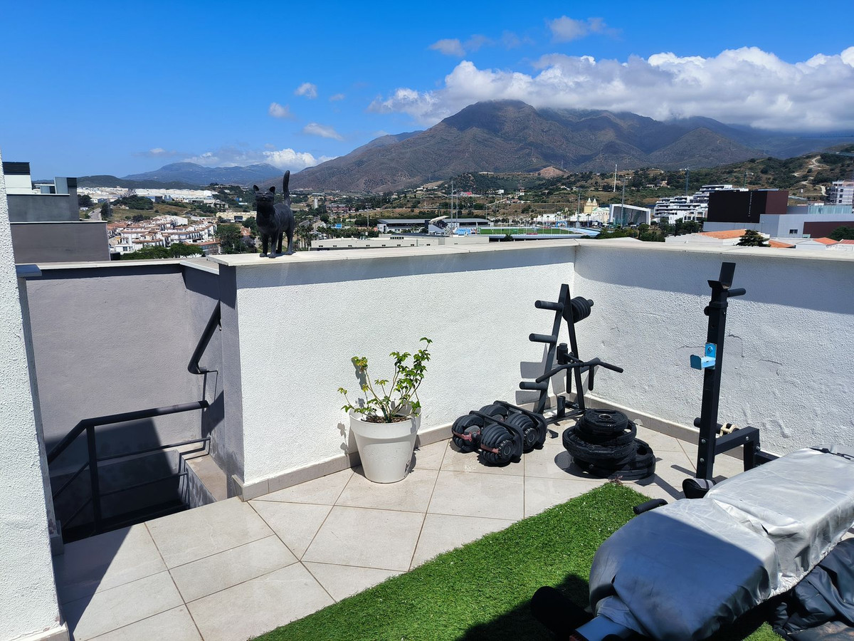 3 Bed Apartment for sale in Estepona Costa Del Sol, Málaga, Spain