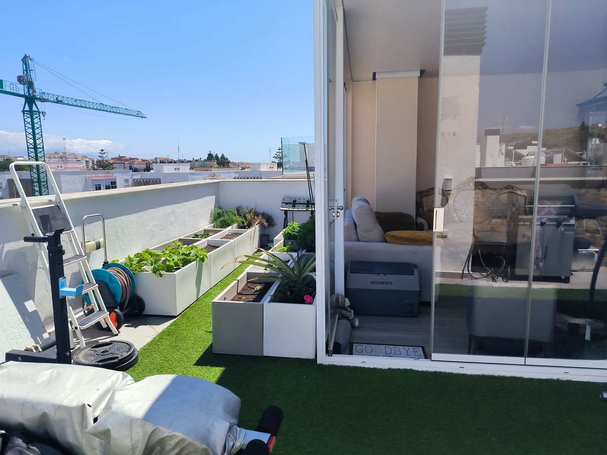 3 Bed Apartment for sale in Estepona Costa Del Sol, Málaga, Spain