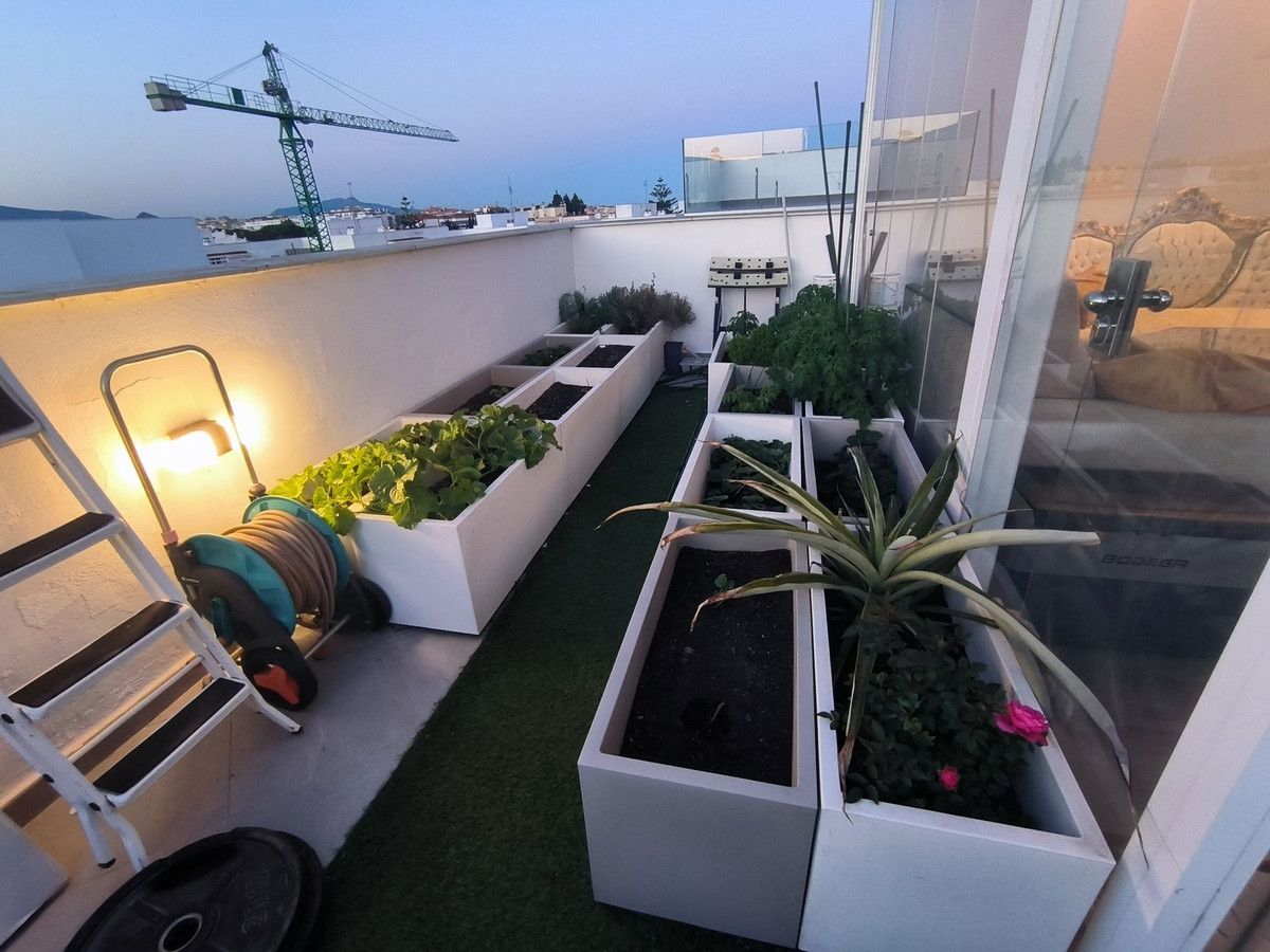 3 Bed Apartment for sale in Estepona Costa Del Sol, Málaga, Spain