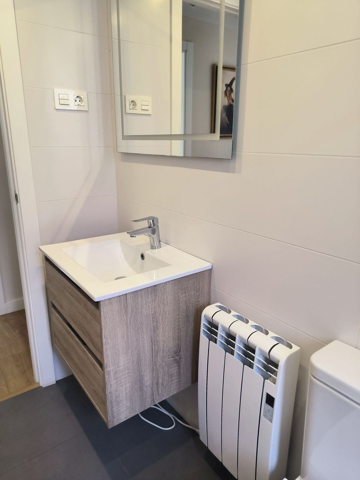 3 Bed Apartment for sale in Estepona Costa Del Sol, Málaga, Spain