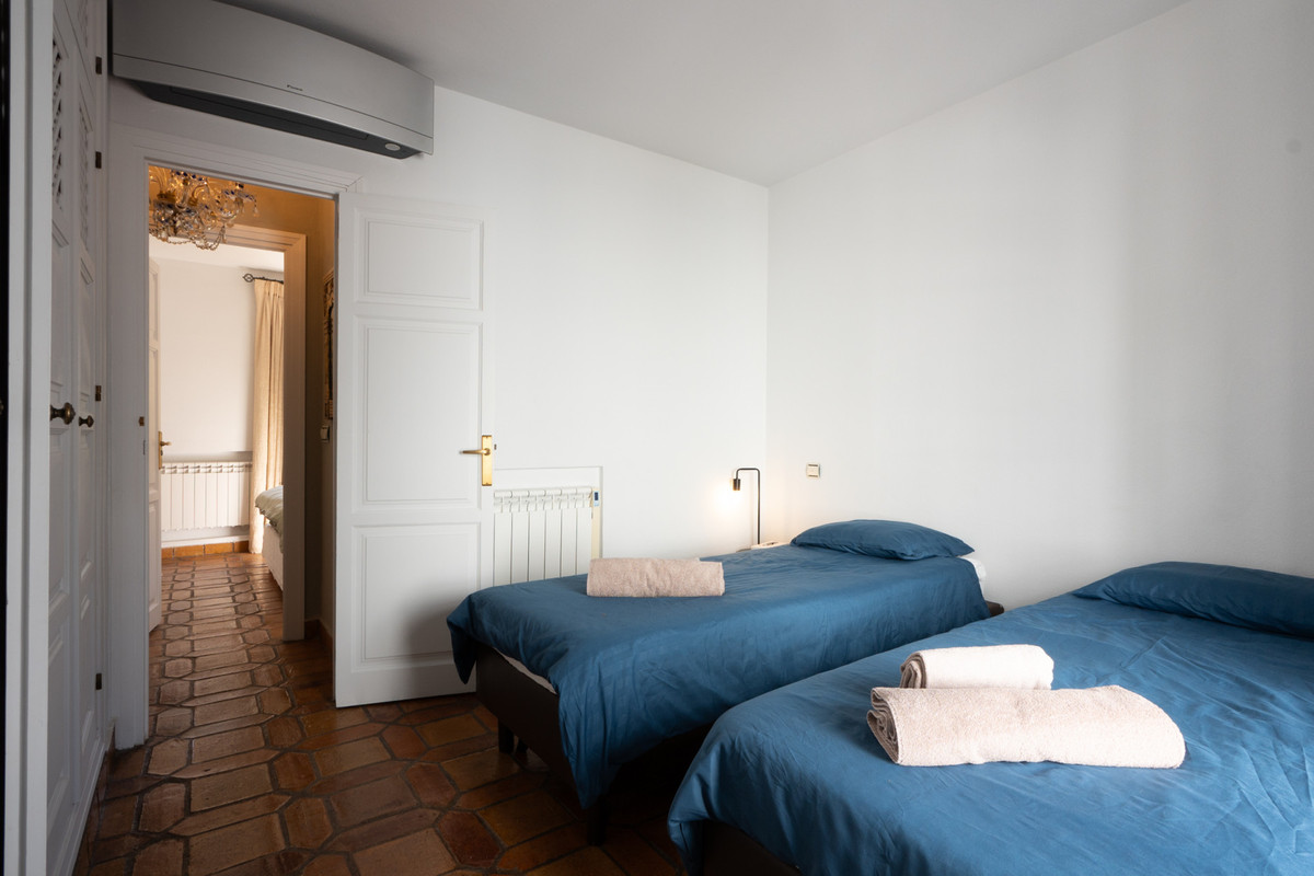 2 Bed Townhouse for sale in The Golden Mile Costa Del Sol, Málaga, Spain