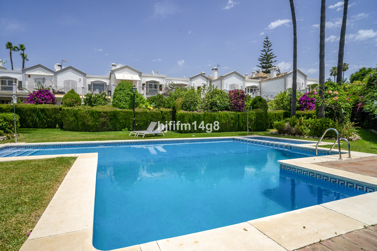 Se vende Adosada de 3 dormitorios en Costa Del Sol, Málaga, España