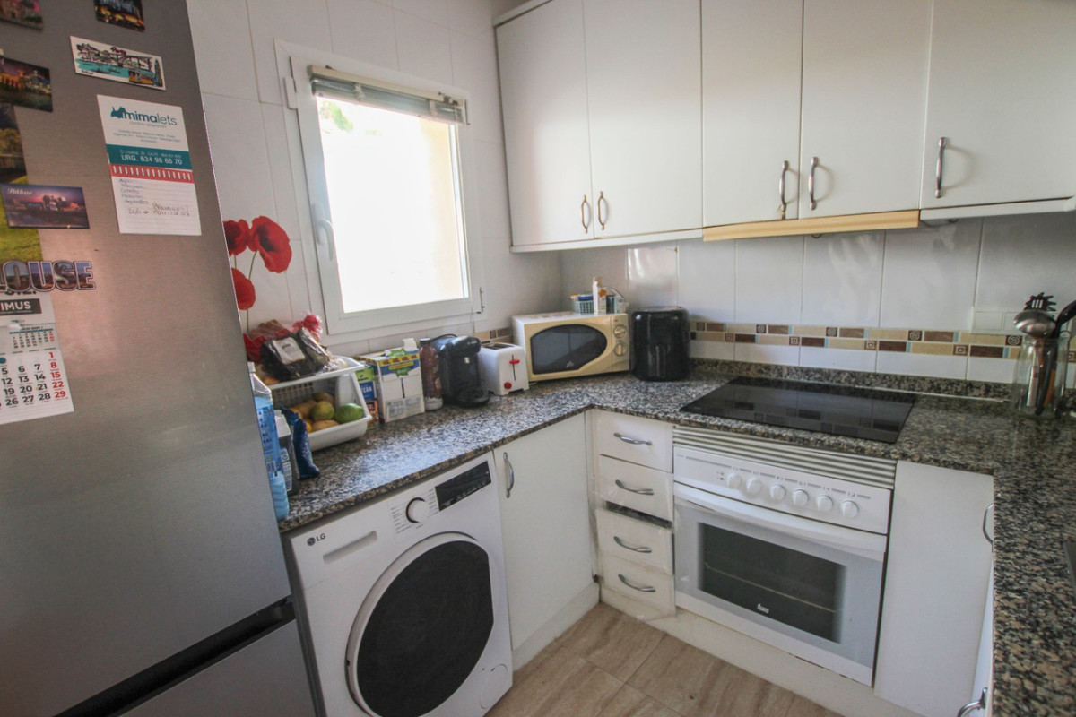 Se vende Bungalow de 2 dormitorios en Costa Blanca, Alicante, España