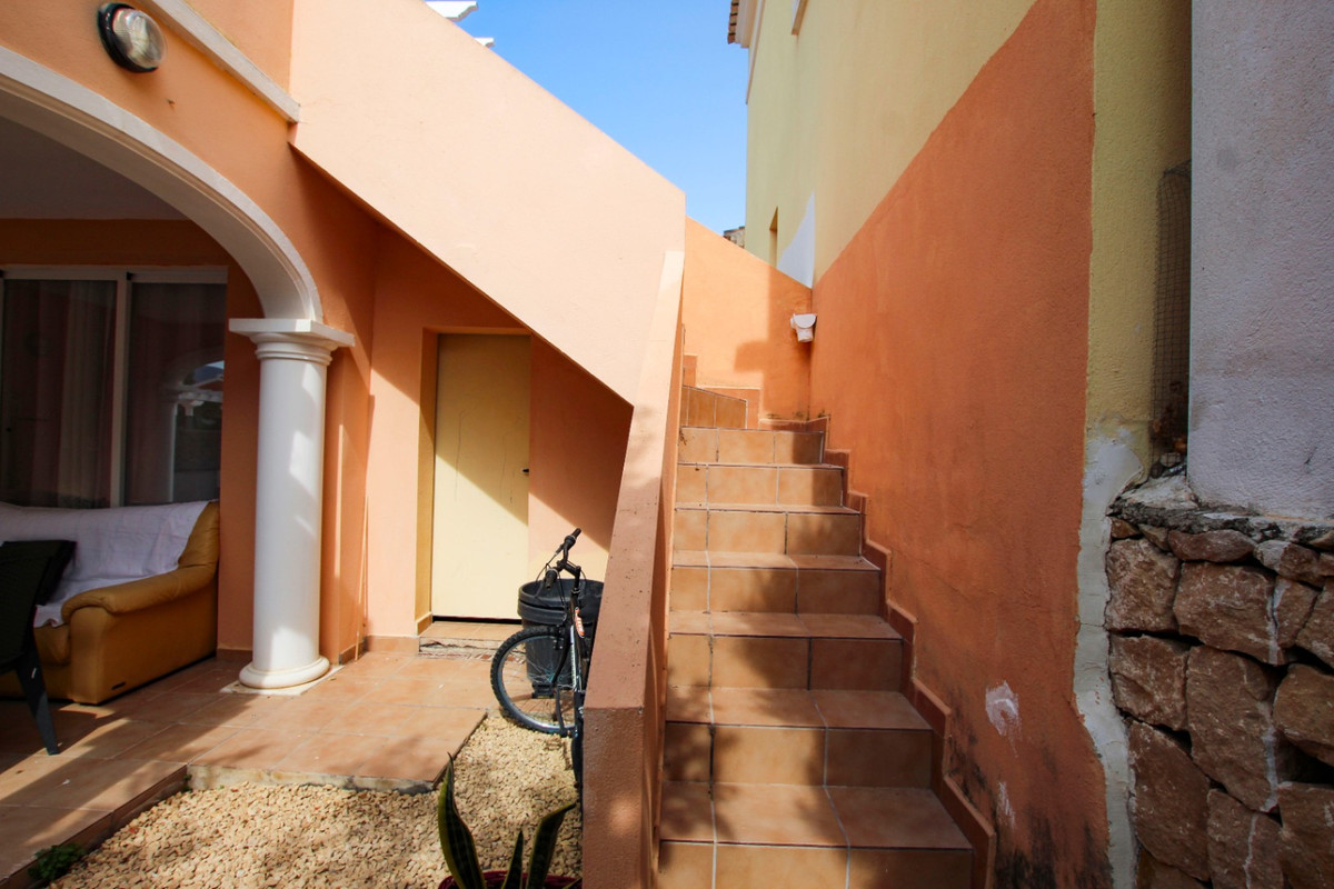 Se vende Bungalow de 2 dormitorios en Costa Blanca, Alicante, España